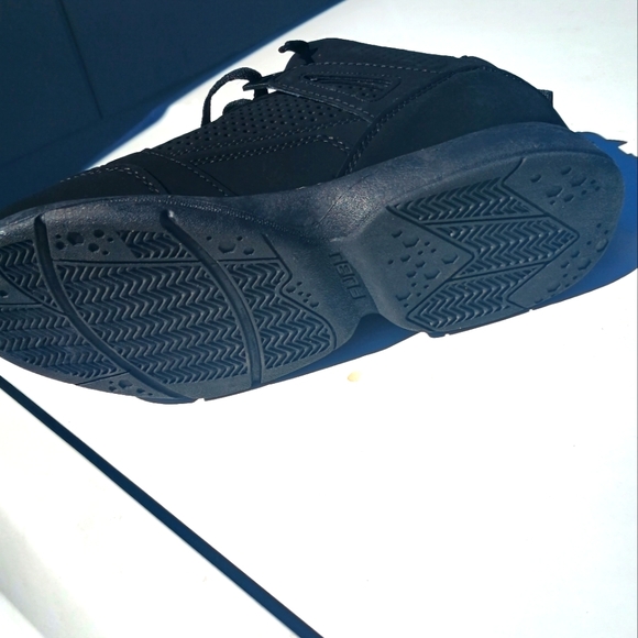 Fubu men's shoes 2024 - Picture 10 of 13